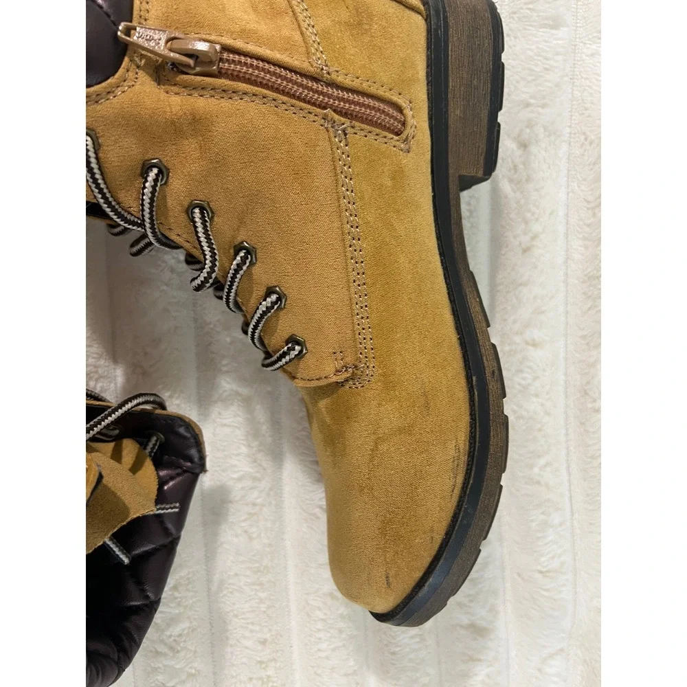 Stevies Girls Tan Faux Suede Quilted Collar Side Zip Combat Boots Size 3‎